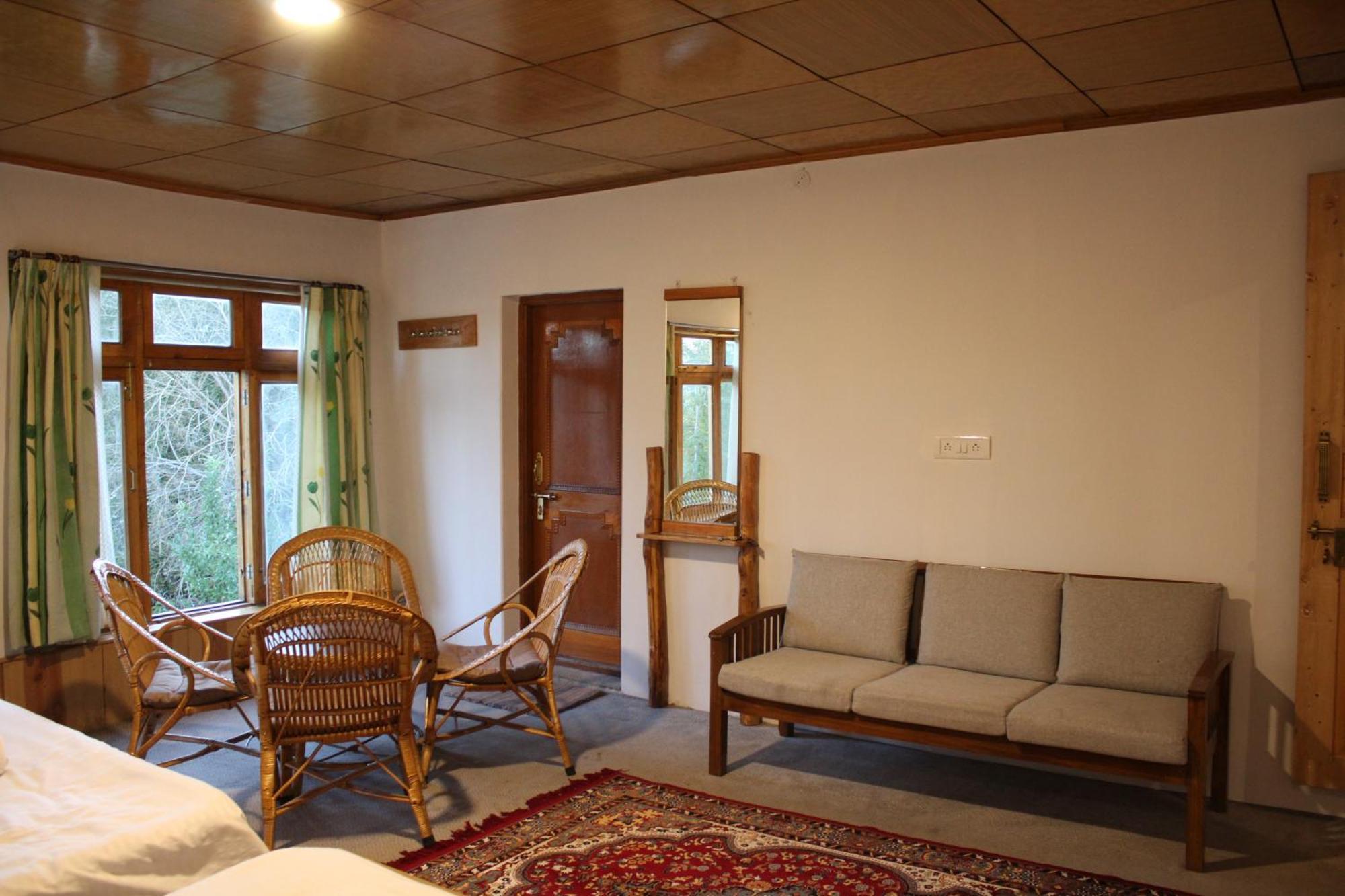 Karma Lodge Leh Exteriör bild