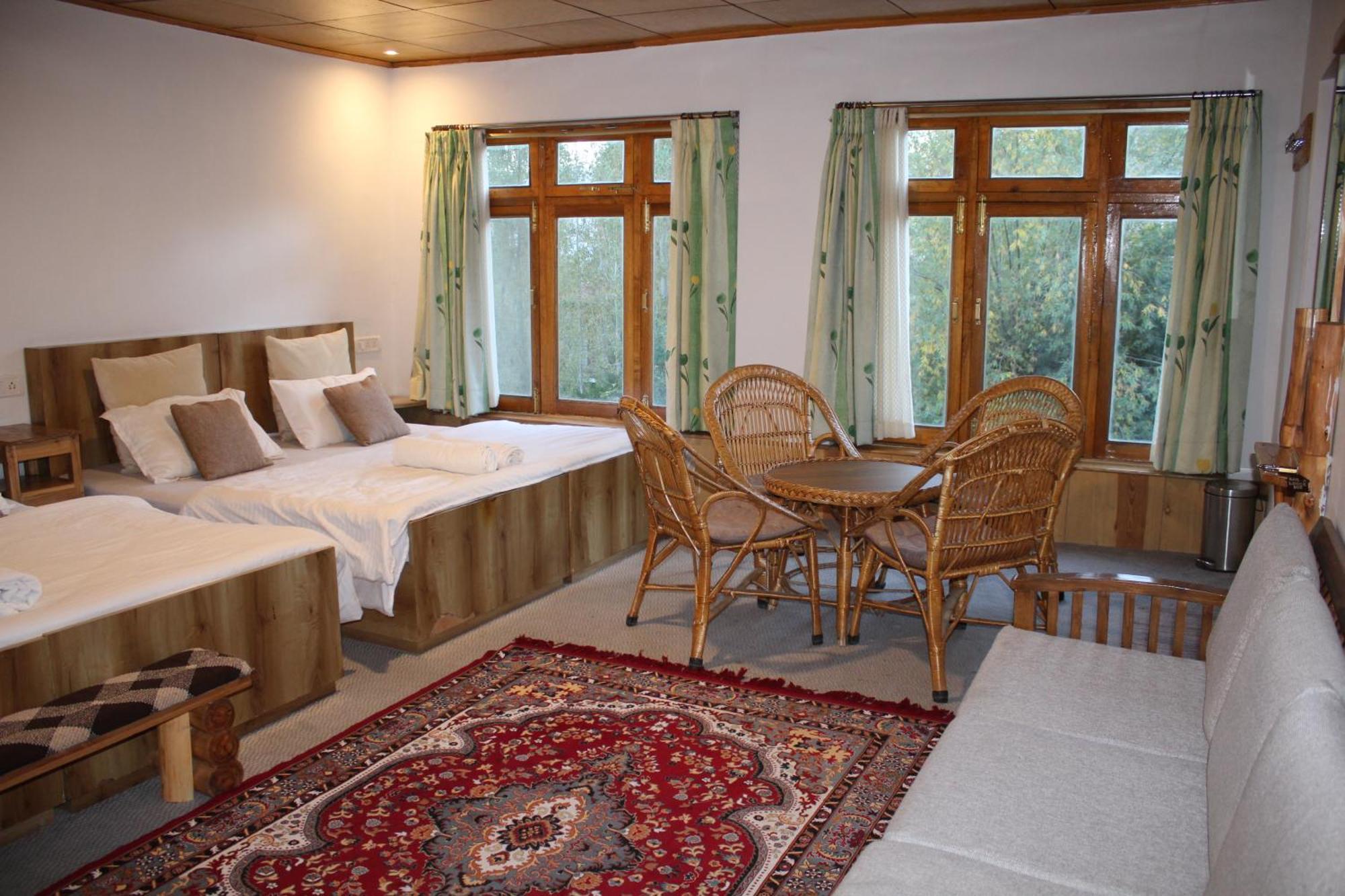 Karma Lodge Leh Exteriör bild
